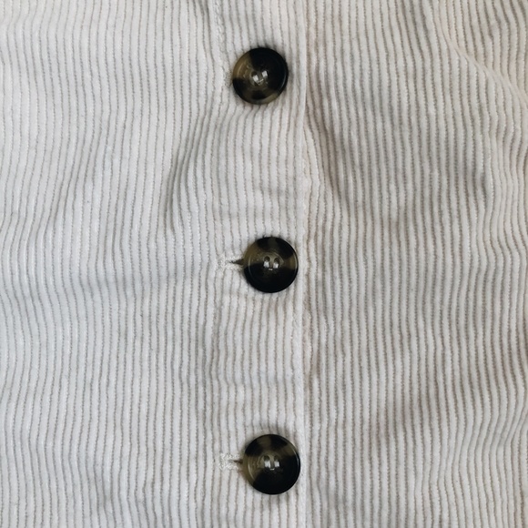 Corduroy Tortoise Buttoned Mini Skirt - Picture 5 of 7